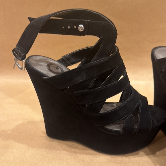 Black heeled wedge sandals - Picture 2 of 5